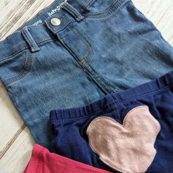 Carter's Toddler Girl Onsie and pant 7 piece bundle sz 12 M - Picture 6 of 6